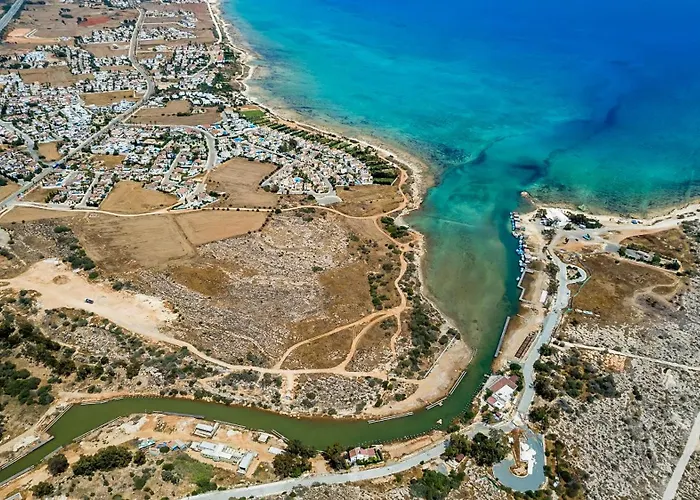 Dom wakacyjny Enaria Serene 3bdr Retreat In Ayia Thekla *