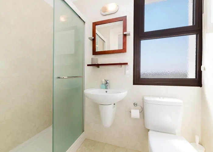 Enaria Serene 3bdr Retreat In Ayia Thekla *