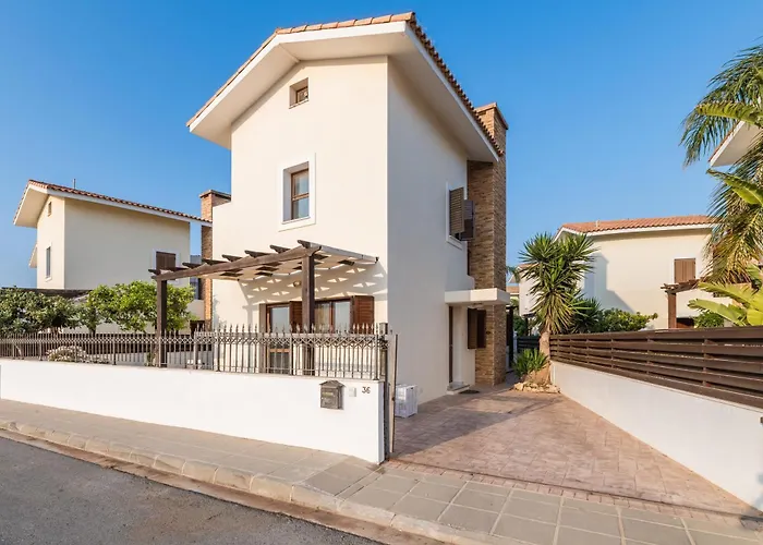 Dom wakacyjny Enaria Serene 3bdr Retreat In Ayia Thekla